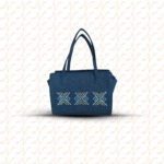 Sac en toile bleu avec motif géométrique tendance.